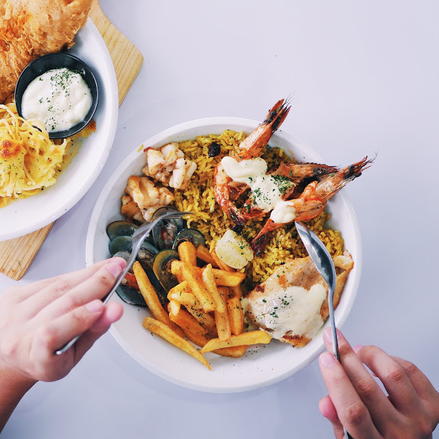 Tempat makan murah di Jakarta - Fish Streat