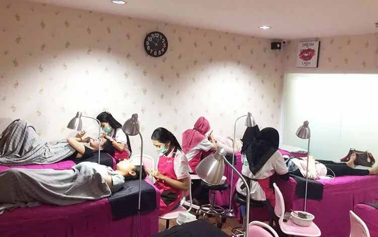 Beauty Salon Yang Bagus Di Bandung - Joanne Studio