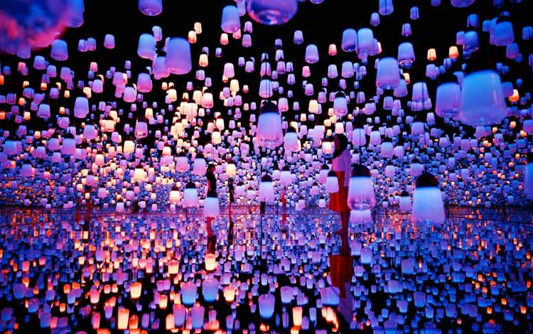 Wisata Terfavorit Di Jepang - teamLab Borderless, Jepang