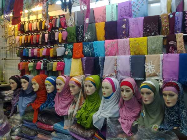 Ide-Usaha-Rumahan-Dengan-Modal-Kecil-Yang-Menjanjikan-Keuntungan-Besar-Bisnis-Hijab