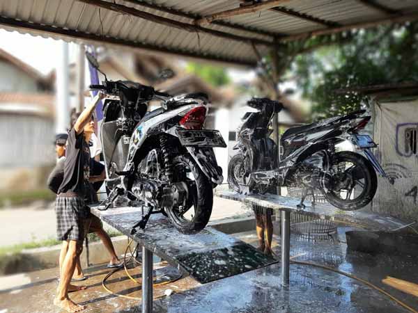 Ide-Usaha-Rumahan-Dengan-Modal-Kecil-Yang-Menjanjikan-Keuntungan-Besar-Buka-Usaha-Cuci-Motor