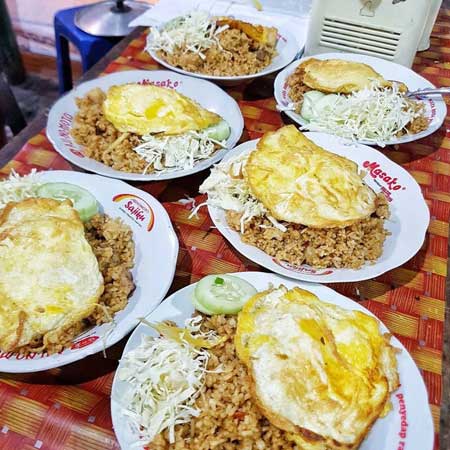 Tempat Wisata Kuliner Di Jogja - Menu Nasi Goreng Beringharjo