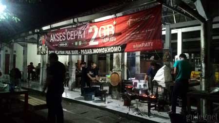 Tempat Wisata Kuliner Di Jogja - Sate Klatak Pak Bari