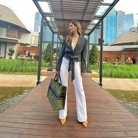 Inspirasi Outfit Kekinian Ala Artis Indonesia