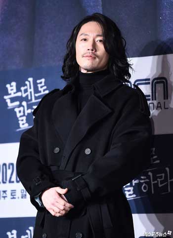 Artis Ganteng Korea Yang Berambut Gondrong - Jang Hyuk