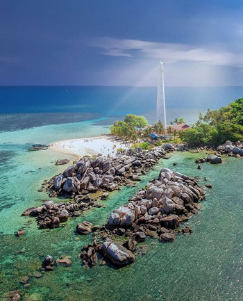 Daftar Tempat Wisata Paling Hits Di Bangka Belitung - Pulau Lengkuas