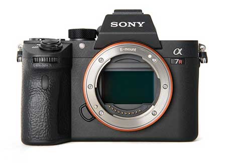 Kamera Sony Terbaru - Sony A7R Mark III