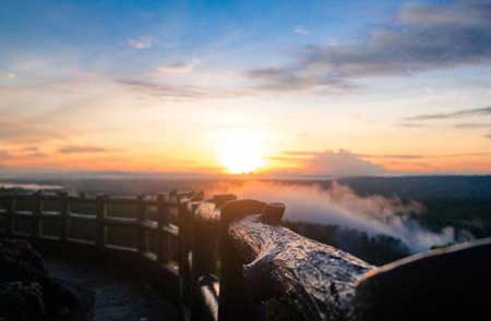 Tempat Melihat Sunrise Terbaik Di Indonesia - Kebun Buah Mangunan, Yogyakarta