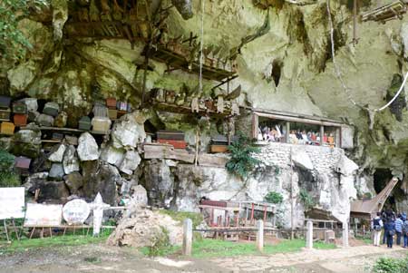 Tempat Wisata Paling Angker Di Indonesia - Tana Toraja