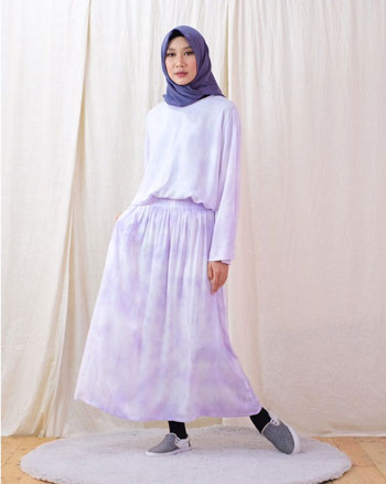 OOTD Tie Dye Hijab Kekinian