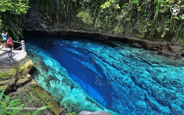 Hinatuan Enchanted River Filipina