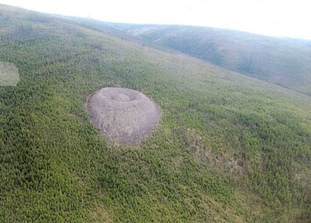 Fakta kawah Patomskiy di siberia