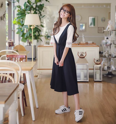 Inspirasi OOTD Hitam Putih Casual