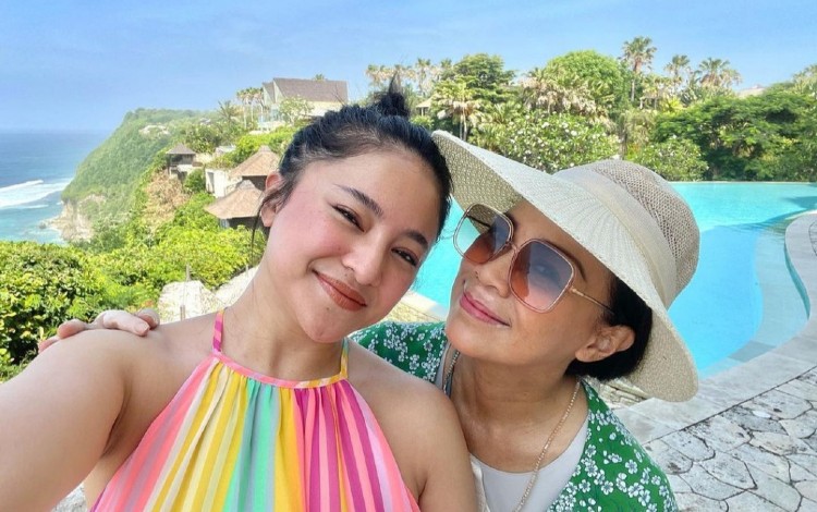 Ibu Para Artis Yang Cantik