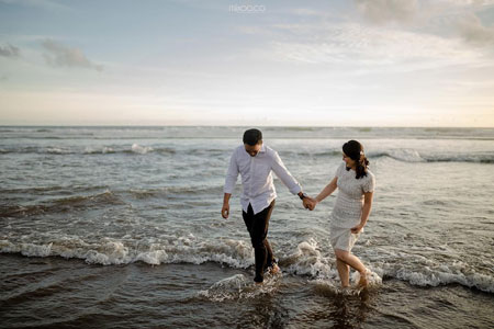 Ide Foto Prewedding Outdoor Romantis