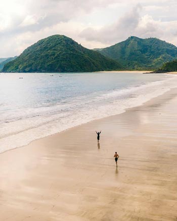 Pantai Di Lombok Yang Terkenal Dan Instagramable