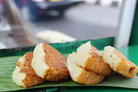 Aneka Kue Khas Makassar