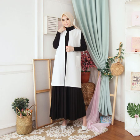 Mix And Match Cardigan Tanpa Lengan Untuk Tampil Trendi