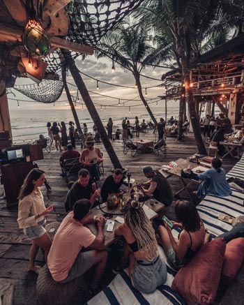 Beach Club Baru Yang Lagi Hits Di Bali