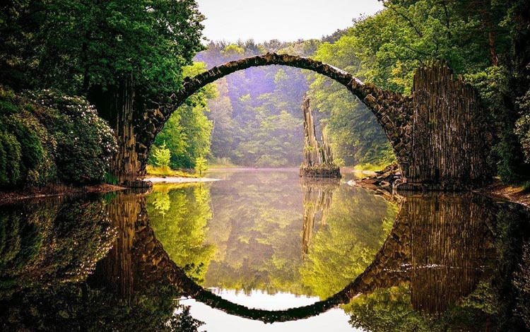 Tempat Wisata Paling Magical di Dunia Nyata