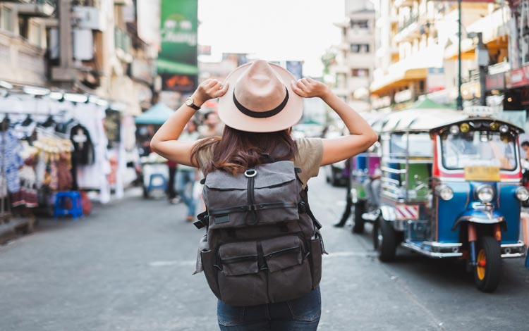 Traveling Aman dan Nyaman: Panduan Lengkap untuk Wanita Solo Traveler